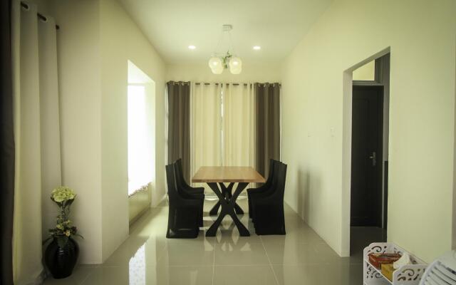 SIBU SWANHOUSE 2 (three storey townhouse)