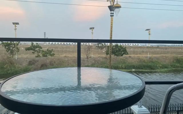 Skyline Resort