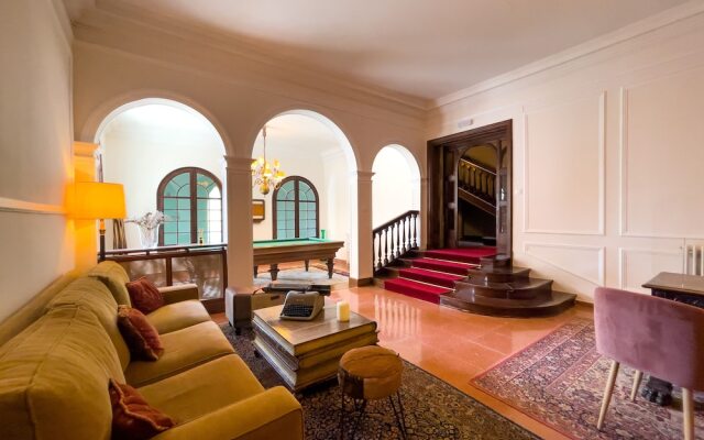 Angelats Hotel