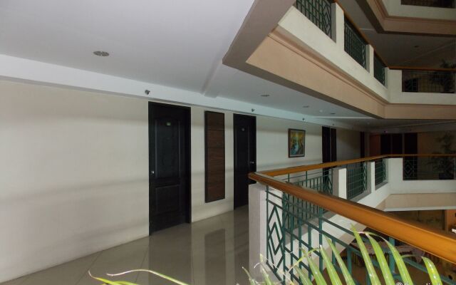Goldenfield Kundutel Hotel