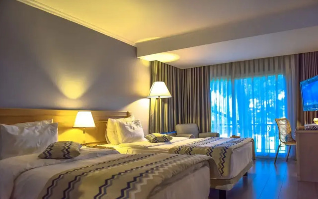 Denizati Plus Hotel