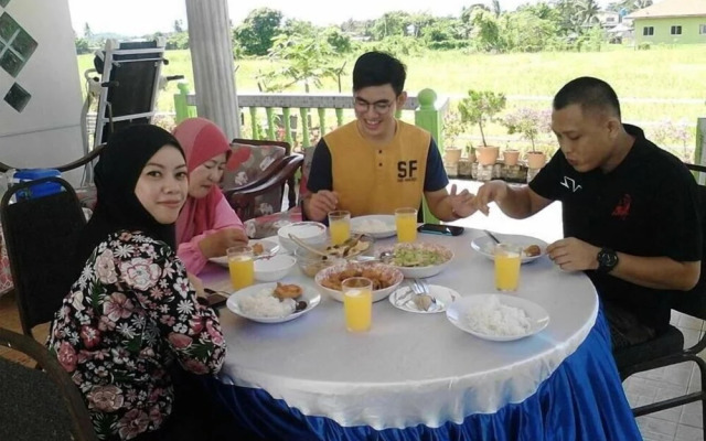 Taun Gusi Village Homestay