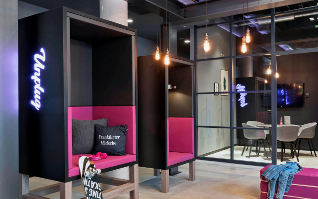 MOXY Frankfurt East