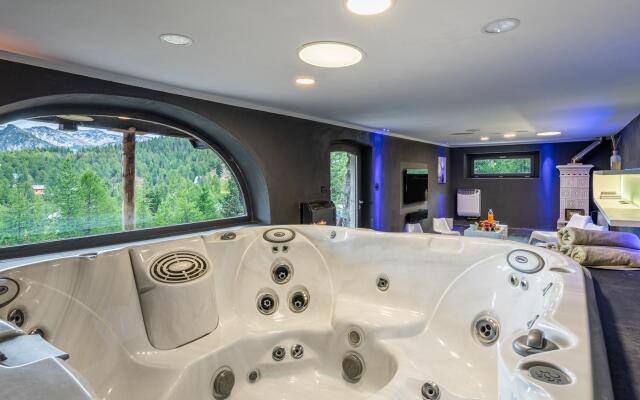 Chalet Monti Della Luna 7