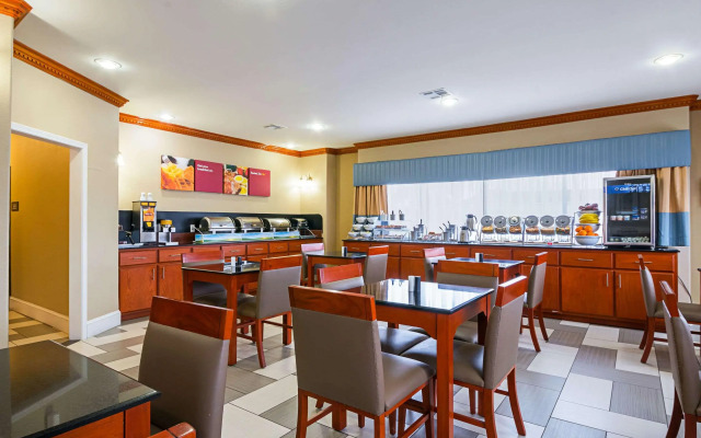 Comfort Suites Lake Charles