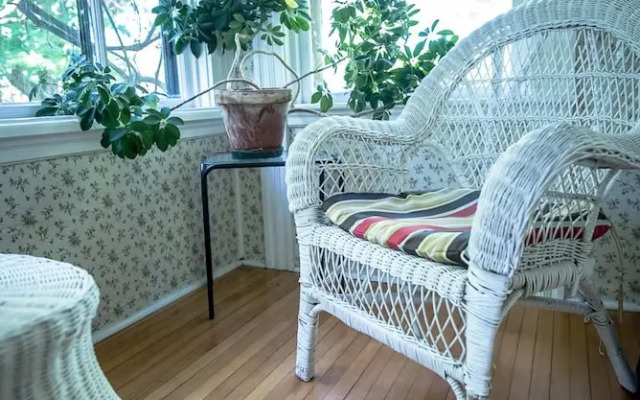 Sackville Bed & Breakfast