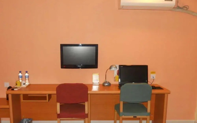 Home Inn Ji'nan Quancheng Road Branch
