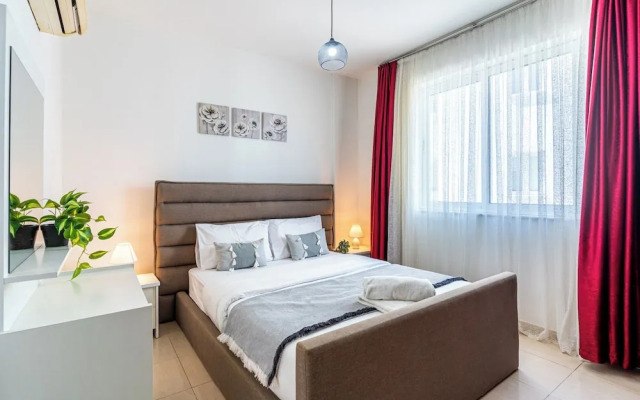 Apollo 2-Bedroom Apartment in Larnaca