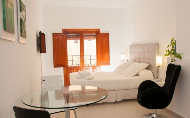 Happyvila Apartments