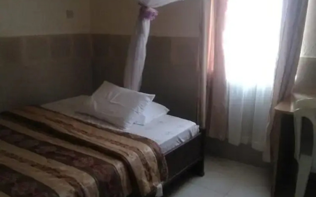 Elsam Mariot guest House