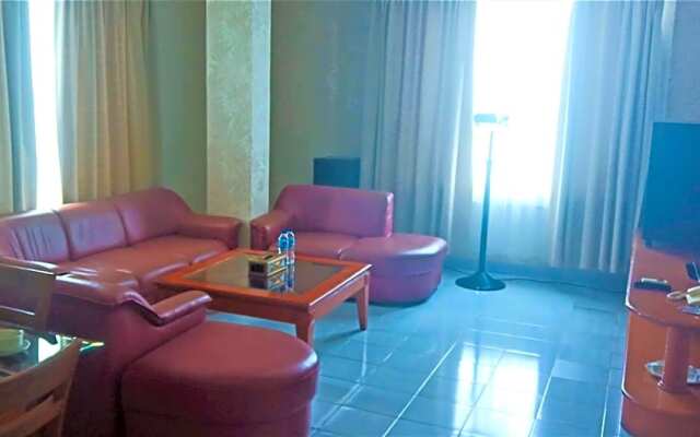 RR Wisata Indah Hotel