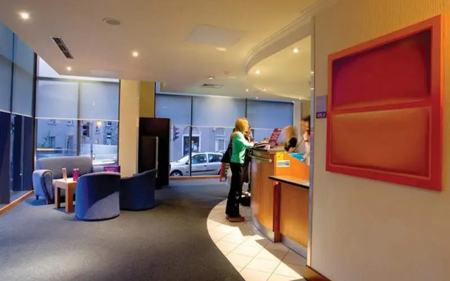 Premier Inn Edinburgh Central Lauriston Place