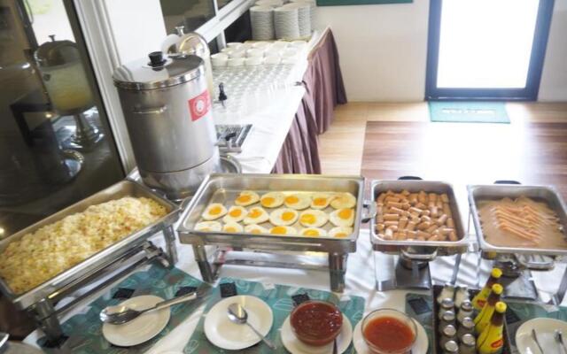 Suksomboon Hotel