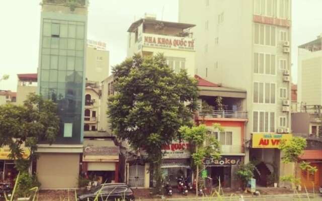 Au Viet Hotel Long Bien- by Bay Luxury
