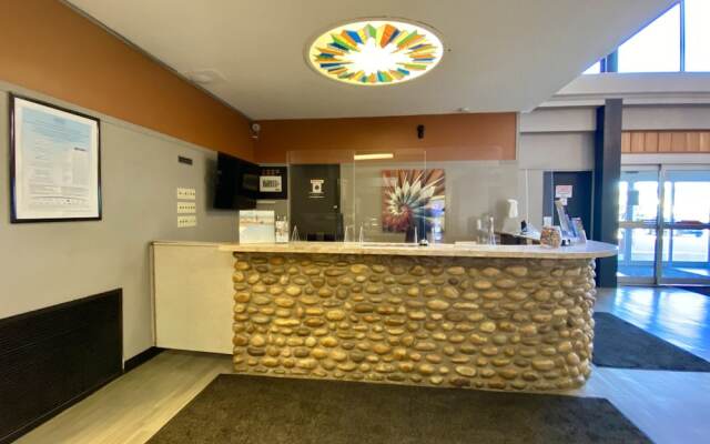 Quality Inn Whitecourt
