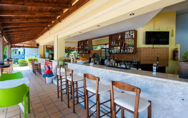Govino Bay Luxury Beach Loft Apartment