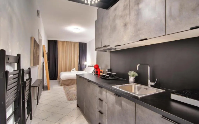 ALL SEASONS Luxury Suites1