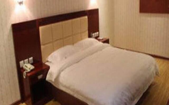 Super 8 by Wyndham Panjin Da Wa