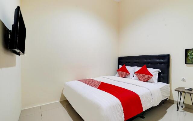 Super OYO 90778 River inn Malioboro