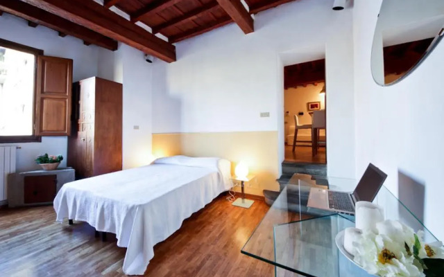 Ponte Vecchio Balcony