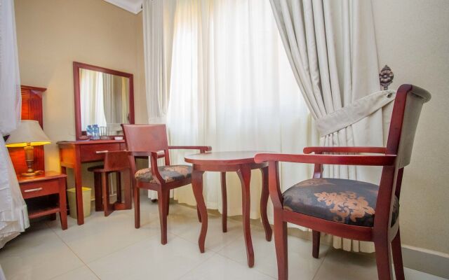 Sapphire Hotel
