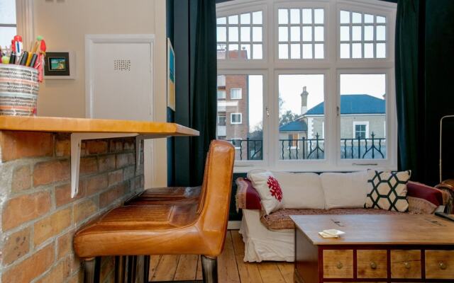 1 Bedroom Flat In Putney
