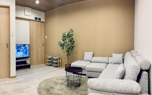 Hanazonominami Apartment 101