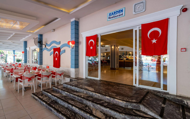 The Garden Beach Hotel