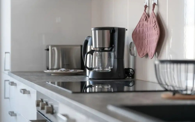Apartment for 6 in Poznan by Renters