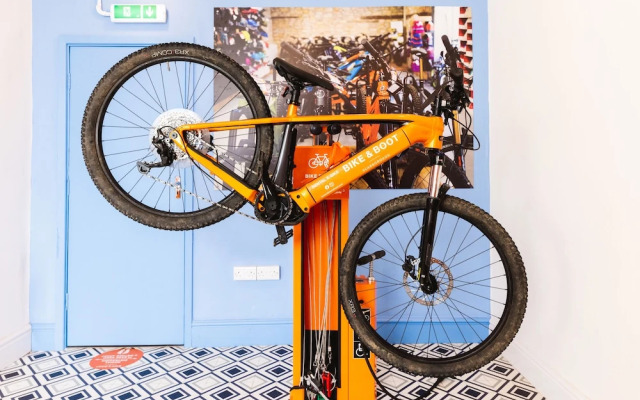 Bike & Boot