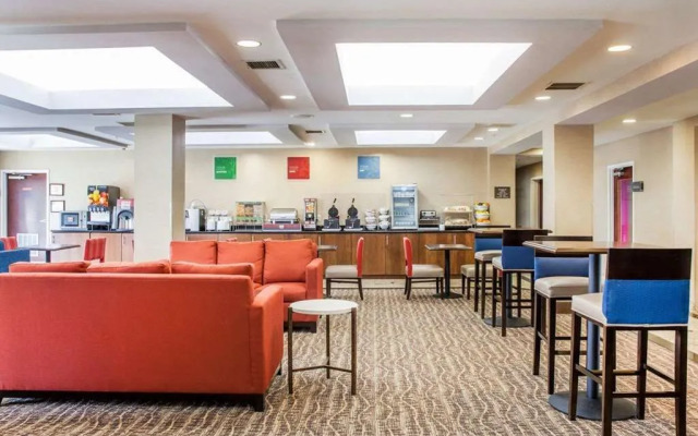 Comfort Suites Columbia Gateway