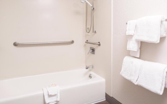 Magnuson Hotel Magnolia