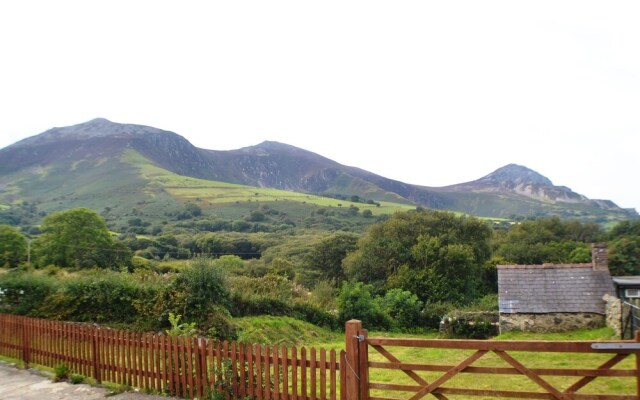 Penlon Cottage - Family Holidays Only