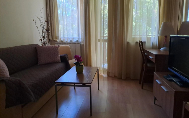 Family Studio, Villa park