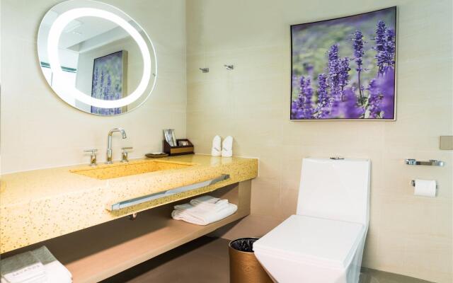 Lavande Hotel Qingdao Wusi Plaza Branch