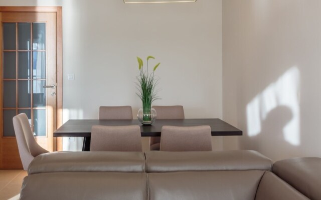 Apartments Mala Laguna