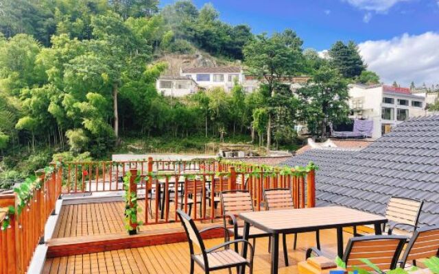 Jiuhuashan Fanxu Xiaozhu (Bosom Baodian Shop)