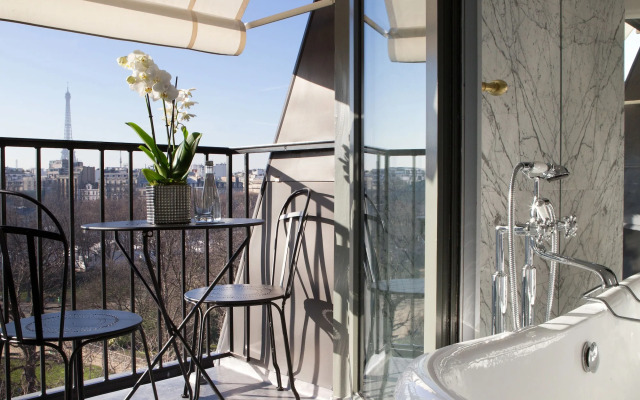 La Reserve Paris Hotel and Spa