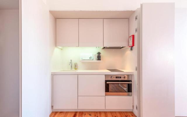 GuestReady - Combro 77 4H