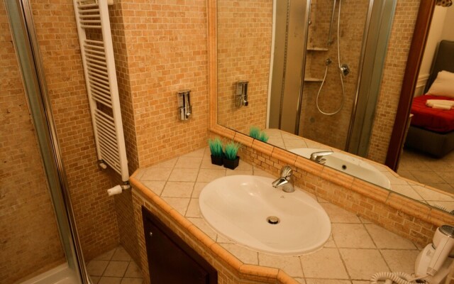 Cozy Cimarra Luxurious 1br Apt By Colosseum