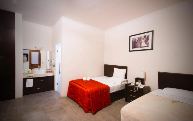 Monte Leon Hotel