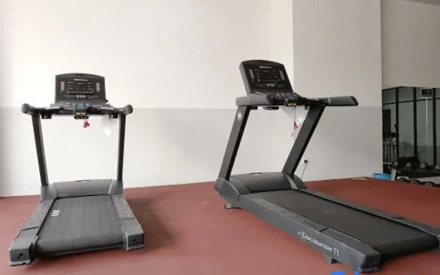 [NEW] Private Jacuzzi | Near Velocity Mall | MRT