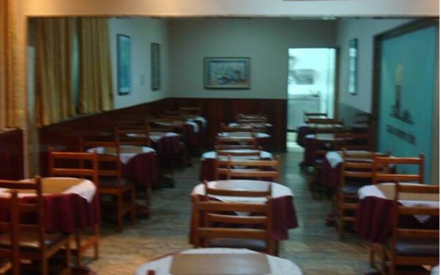Hotel Três Poderes