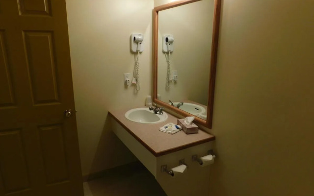 Western Budget Motel Leduc 3