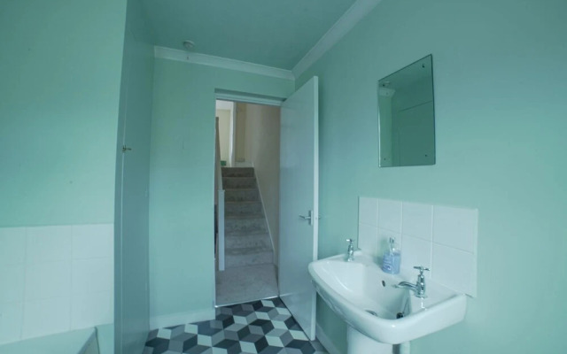 Lovely English House Near Greenwich Town Centre