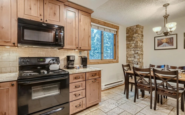 Ski Hill 23 2 Bedroom Condo