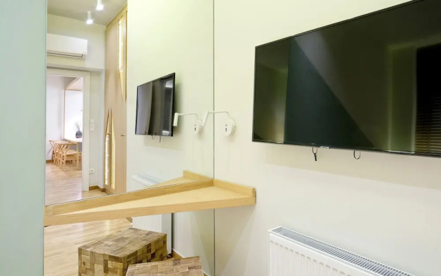 The Fancy Philosopher Apartment