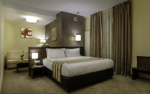 Golden Time Hotel