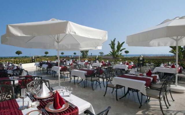 Crystal Palace Luxury Resort & Spa - All Inclusive Resort