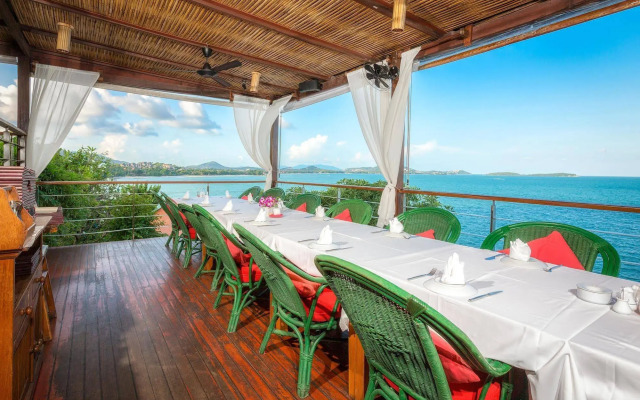 Boujis Boutique Resort